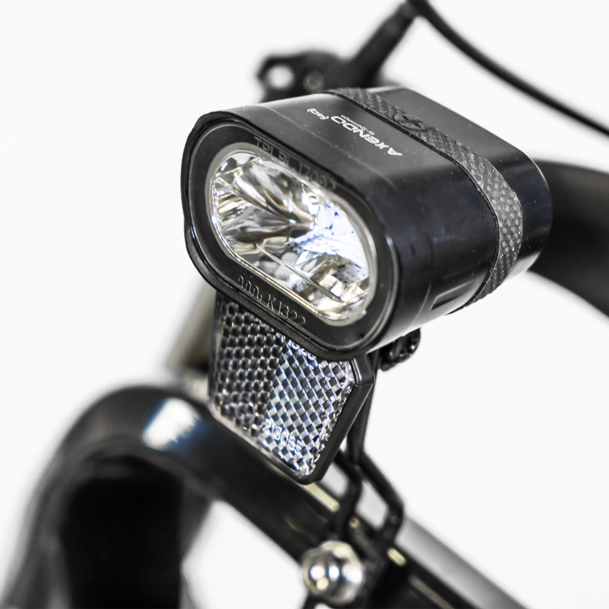 BAM EW Supreme E-Bike headlight detail